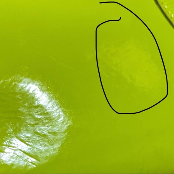 MICHAEL Michael Kors Women’s Sutton Leather Clutch, Lime - Picture 9 of 16